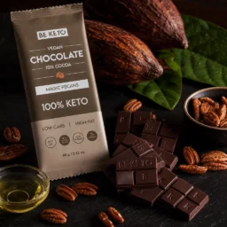 Chocolate Keto Vegano con MCT – Pecana 80g – Lifestyle 4 Chocolate keto vegano con mct – pecana 80g